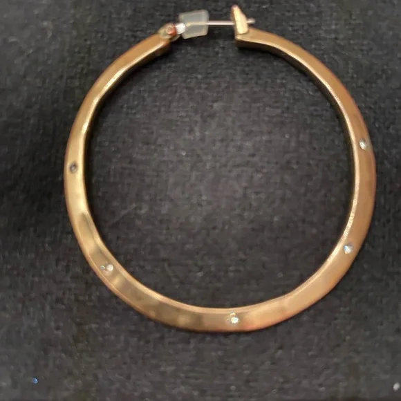 LUCKY BRAND HOOP EARRINGS - Picture 2 of 2